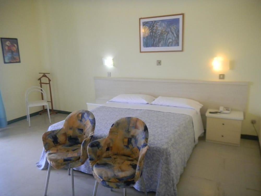 Grand Hotel Excelsior Senigallia Esterno foto