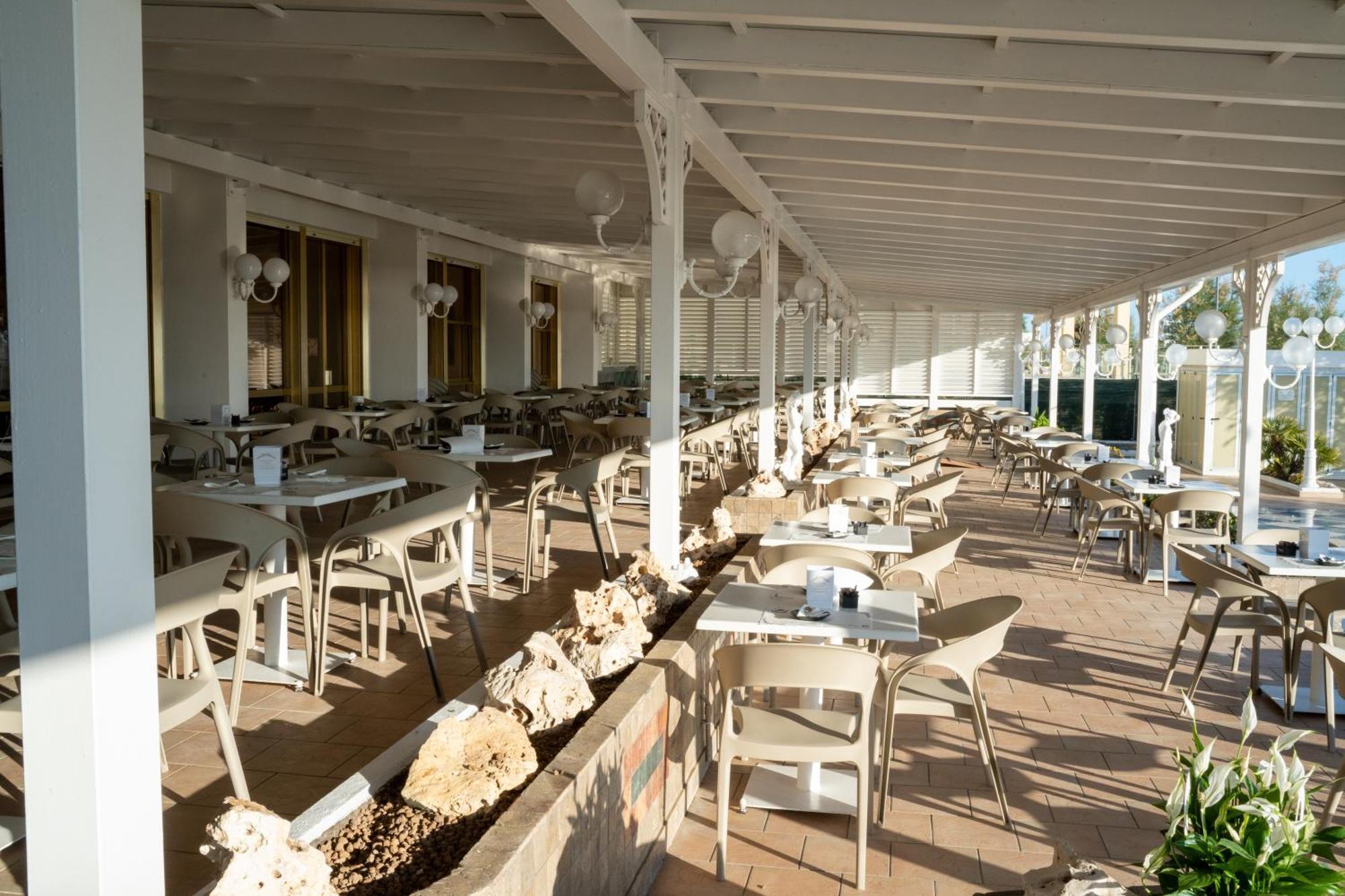 Grand Hotel Excelsior Senigallia Esterno foto