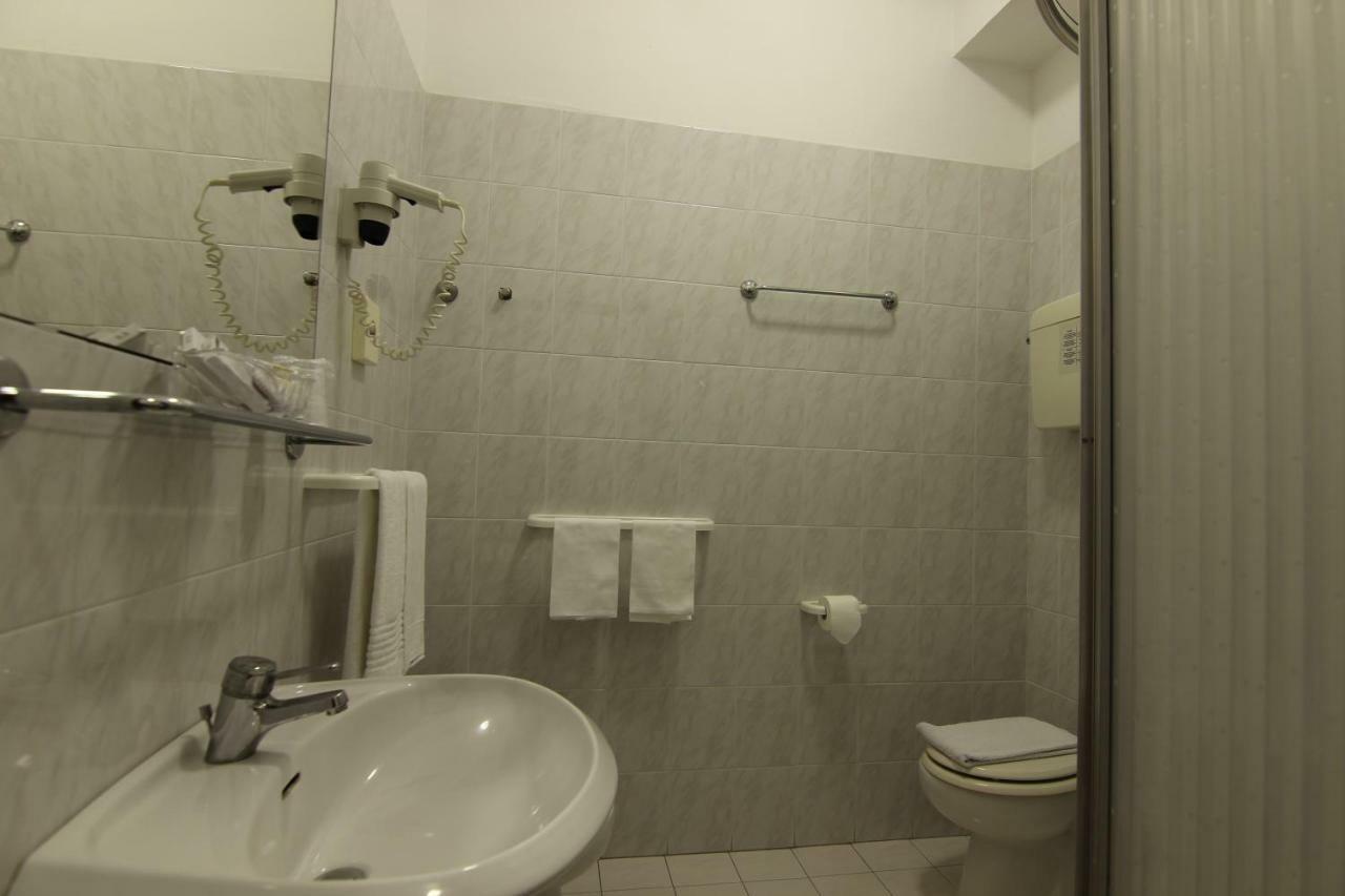 Grand Hotel Excelsior Senigallia Esterno foto